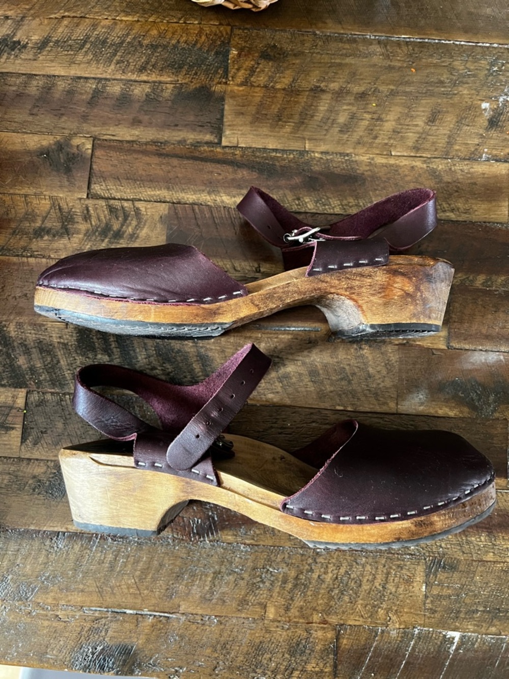 Lotta Women's Mahogany Leather Clog Mules with Adjustable Ankle Strap Size 11 - Picture 5 of 12